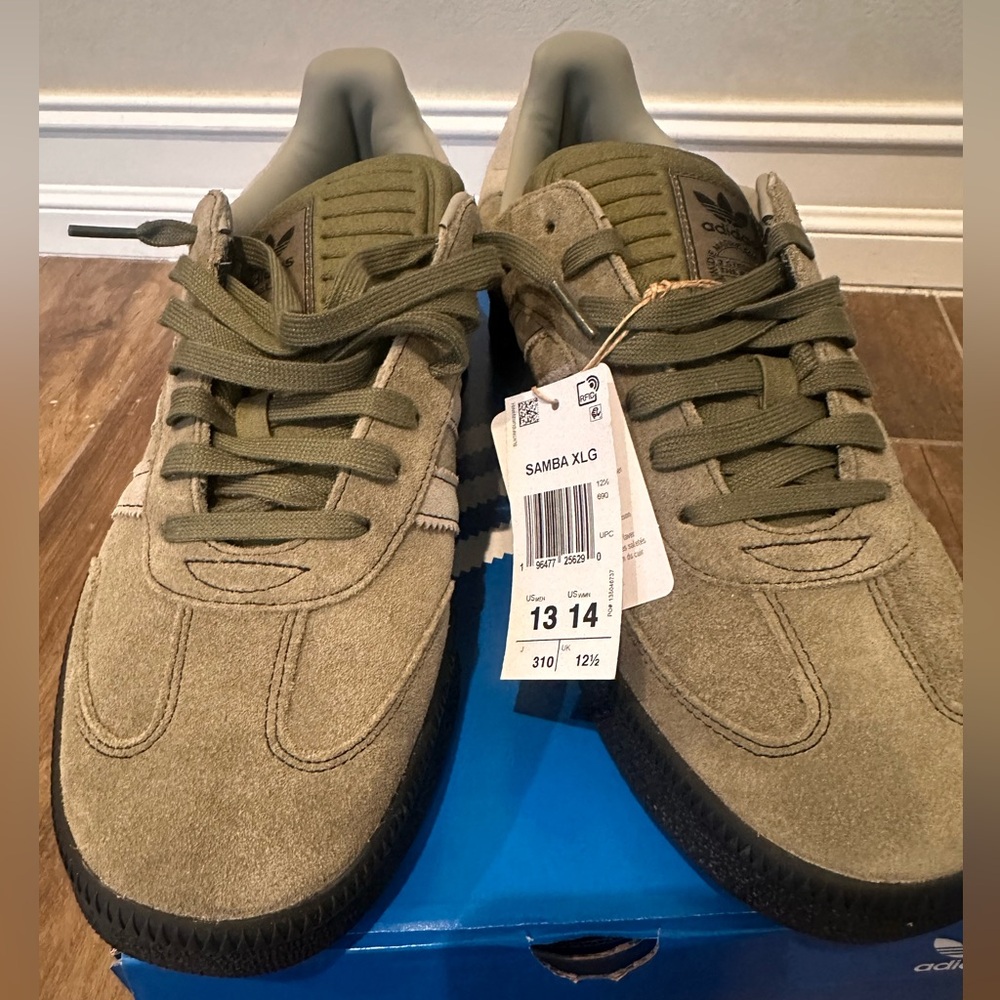 Men’s Adidas Samba XLG size 13 NWT